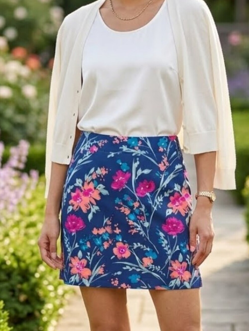 Lady Hagen Floral Print Mini Skirt in Blue and Pink Size 0
